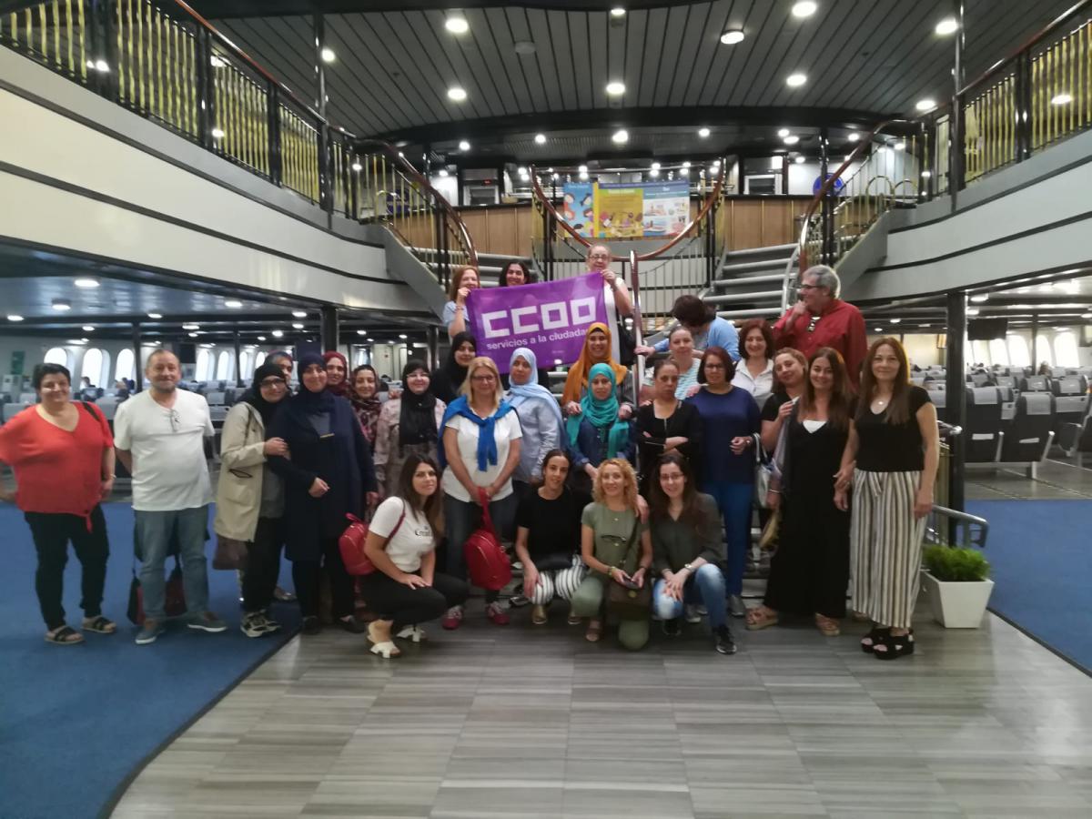 Grupo de viaje a Madrid, acompaados de la Delegada de Personal de la AGE de CCOO- Amalia Daz
